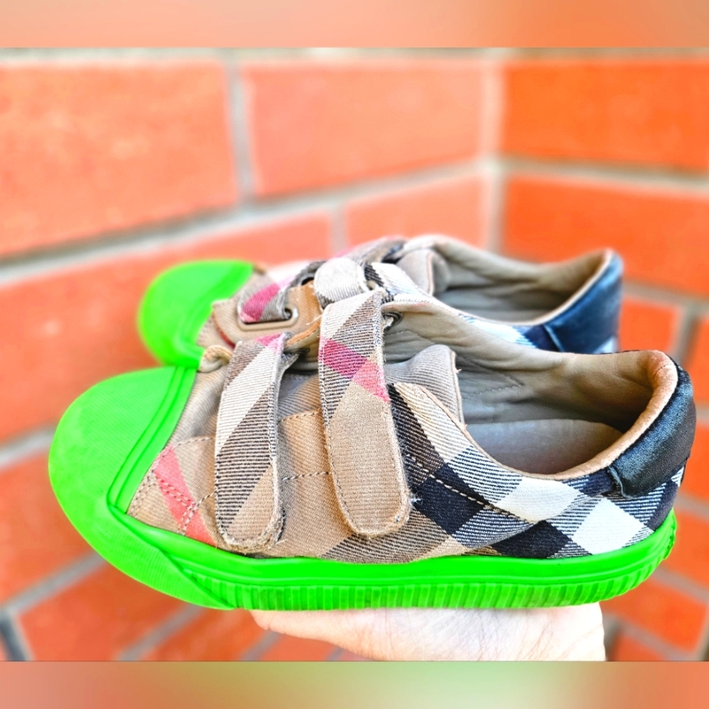 Burberry Kids Checked Trainers Beige Vintage green sole Size EU32 - Picture 6 of 12